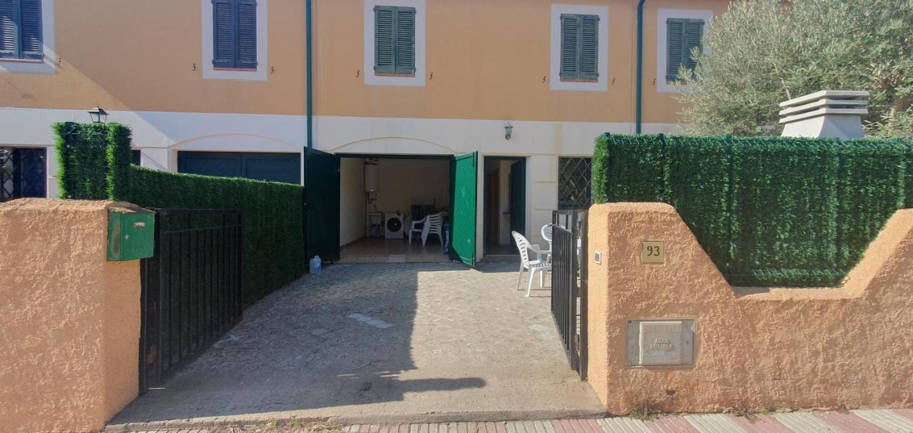 Villa Casa Mas Pinell 93 Torroella de Montgrí Exterior foto